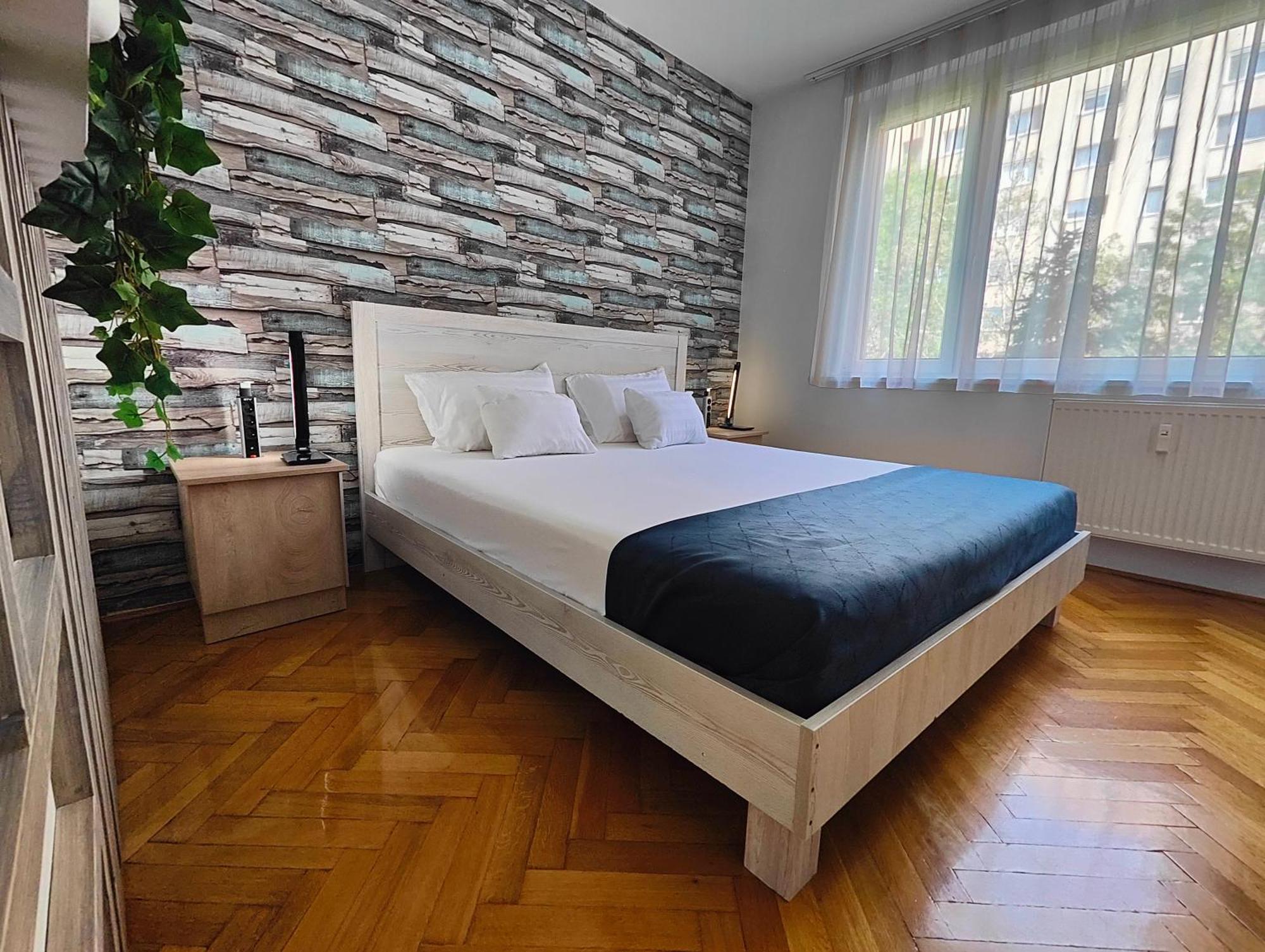 Comfort 14 -- Stylish City Apartment Netflix, Wi-Fi & Parking 米什科尔茨 外观 照片